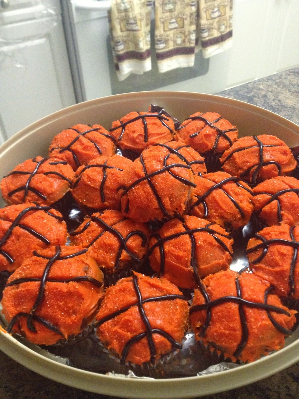 March Madness Basketball Cupcakes