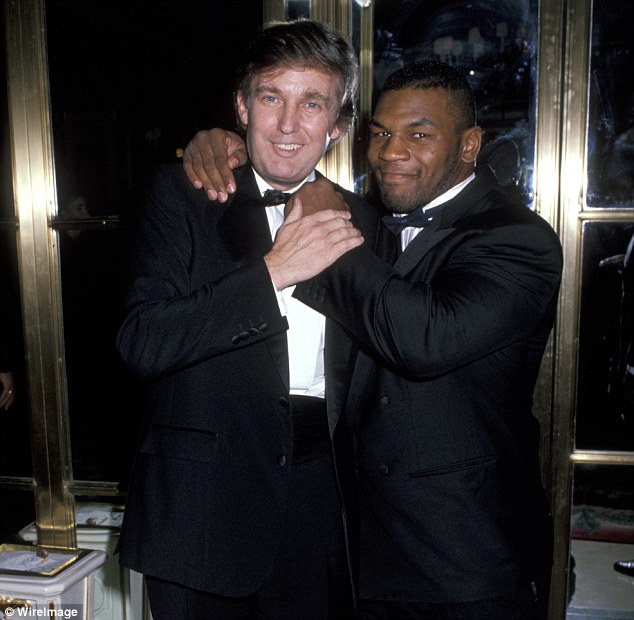 ¿Cuánto mide Donald Trump? - Estatura real y peso - Real height and weight Donald_trump_mike_tyson_friends_forever