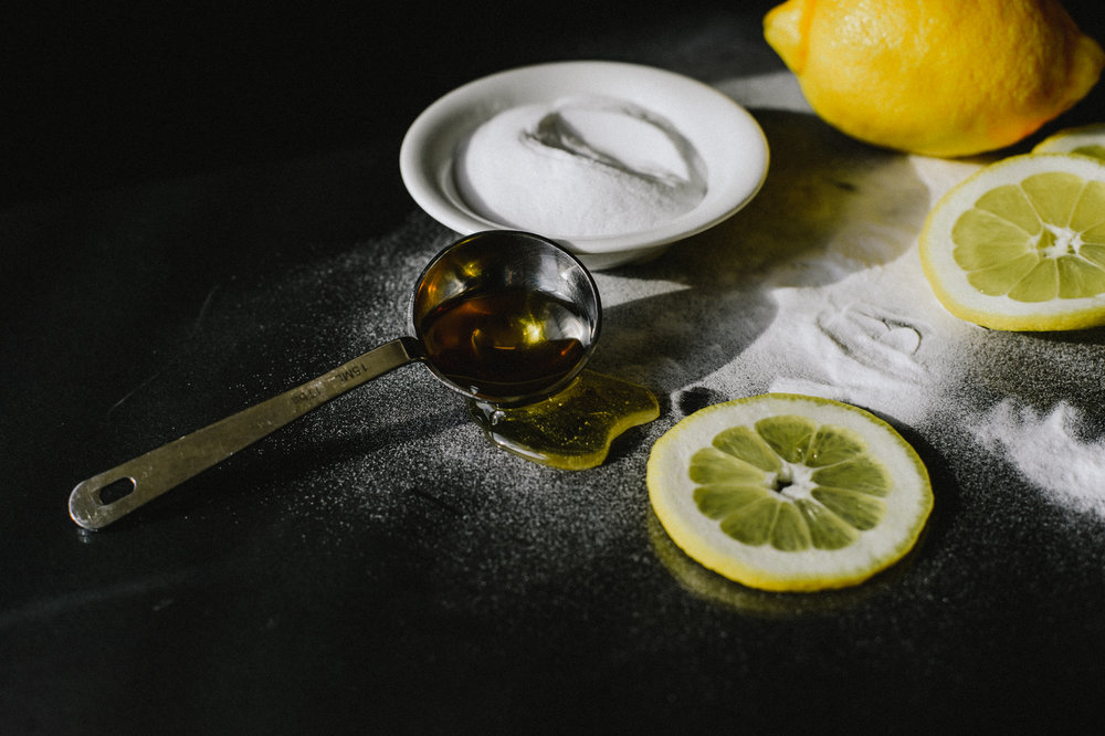 DIY Face Mask with Lemon, Honey, & Baking Soda — THE GLOSSIER
