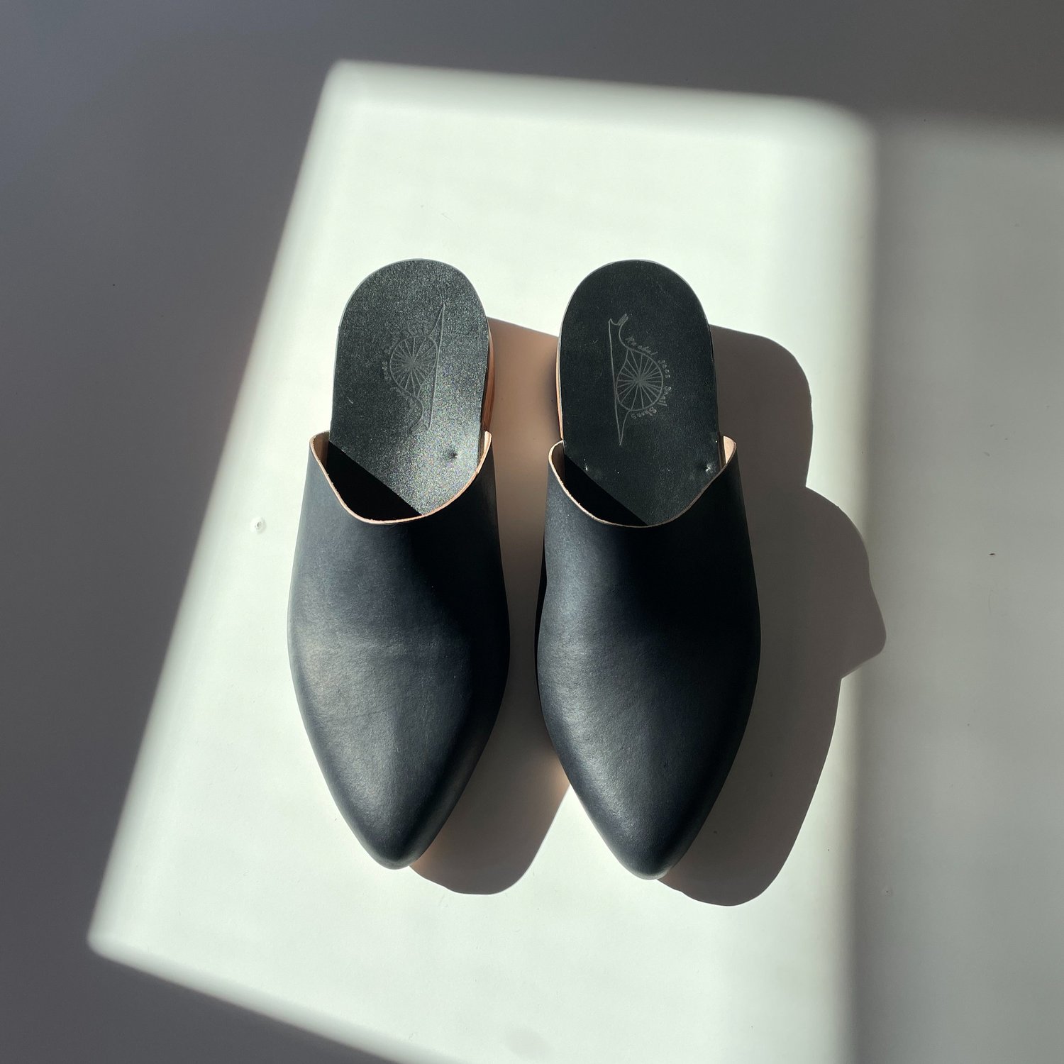 MADE TO ORDER BLACK MULE — Rachel Sees Snail Shoes