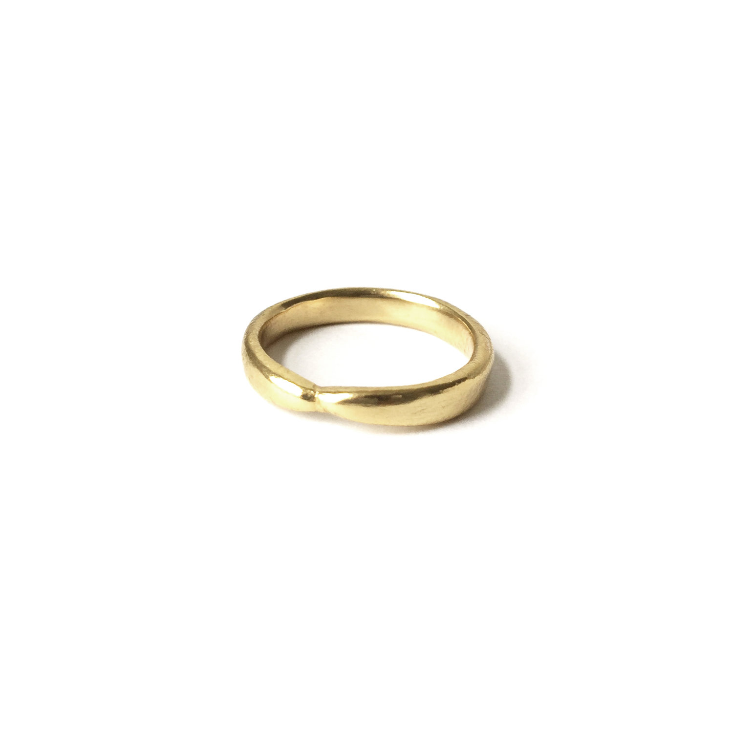 Goldeluxe Jewelry — Channel Ring