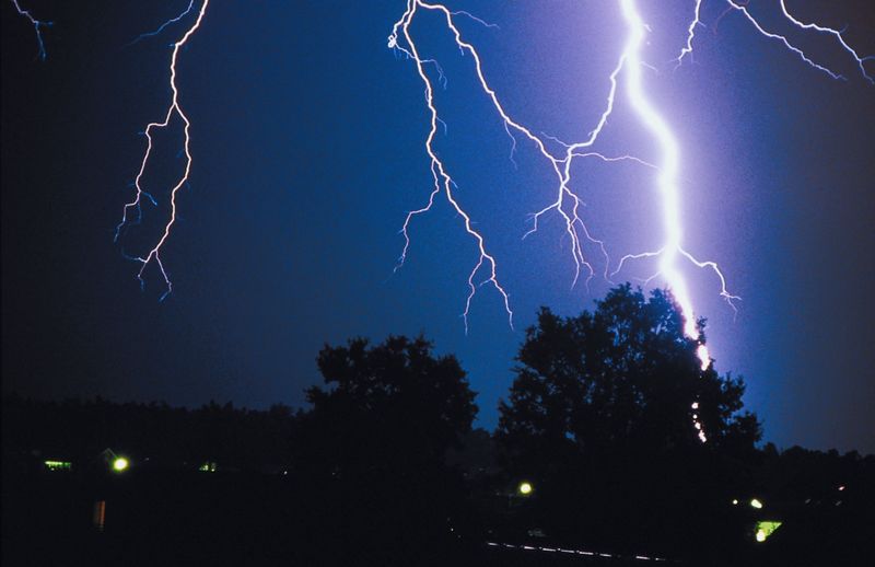 Thunder and lightning — kidcyber
