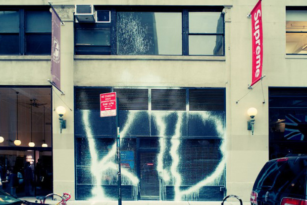 Supreme New York Vandalized by Street Artist Kidult — SOLIFESTYLE®