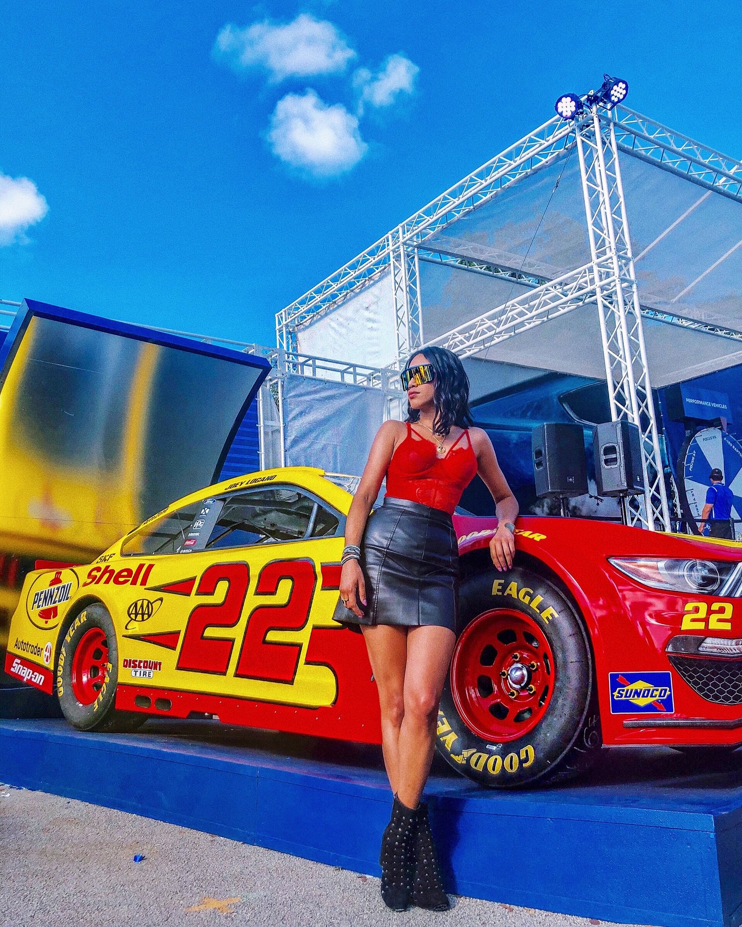 nascar-sexy-outfit-look-illy-perez-style-house-of-she-event-miami4.JPG