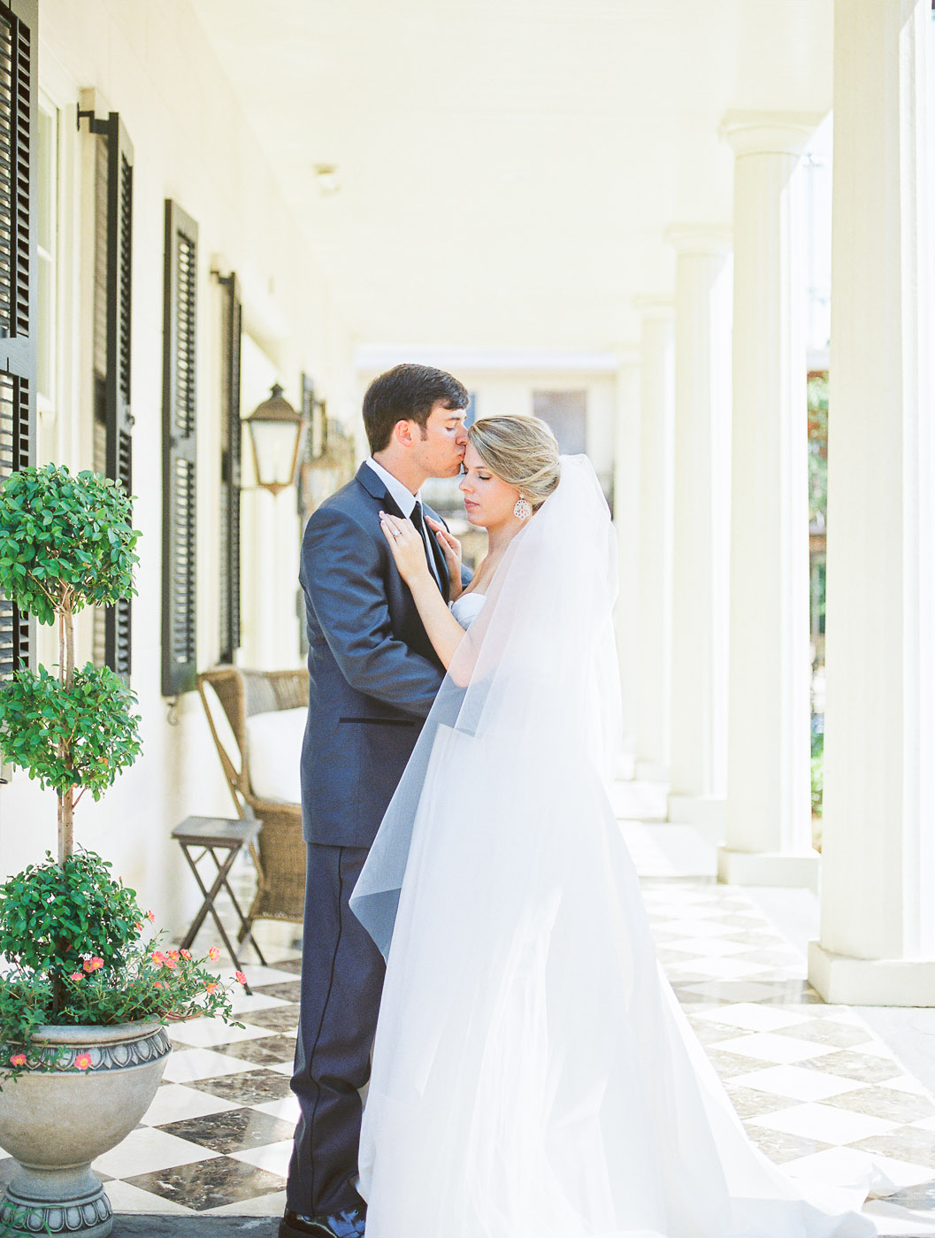 Austin & Taylor | A Classic Wedding with Old World Charm — Jennifer ...