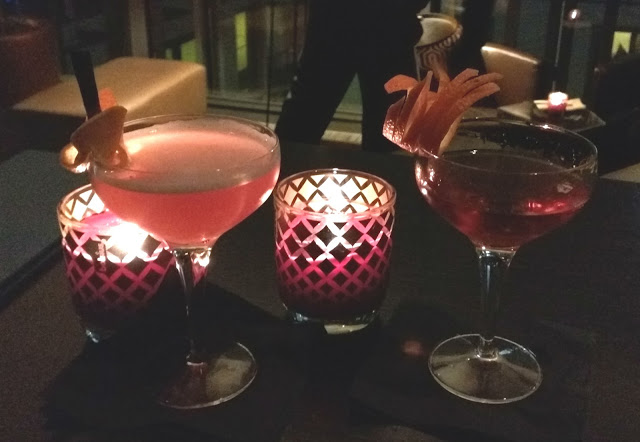 Cocktails at the Skylounge - review