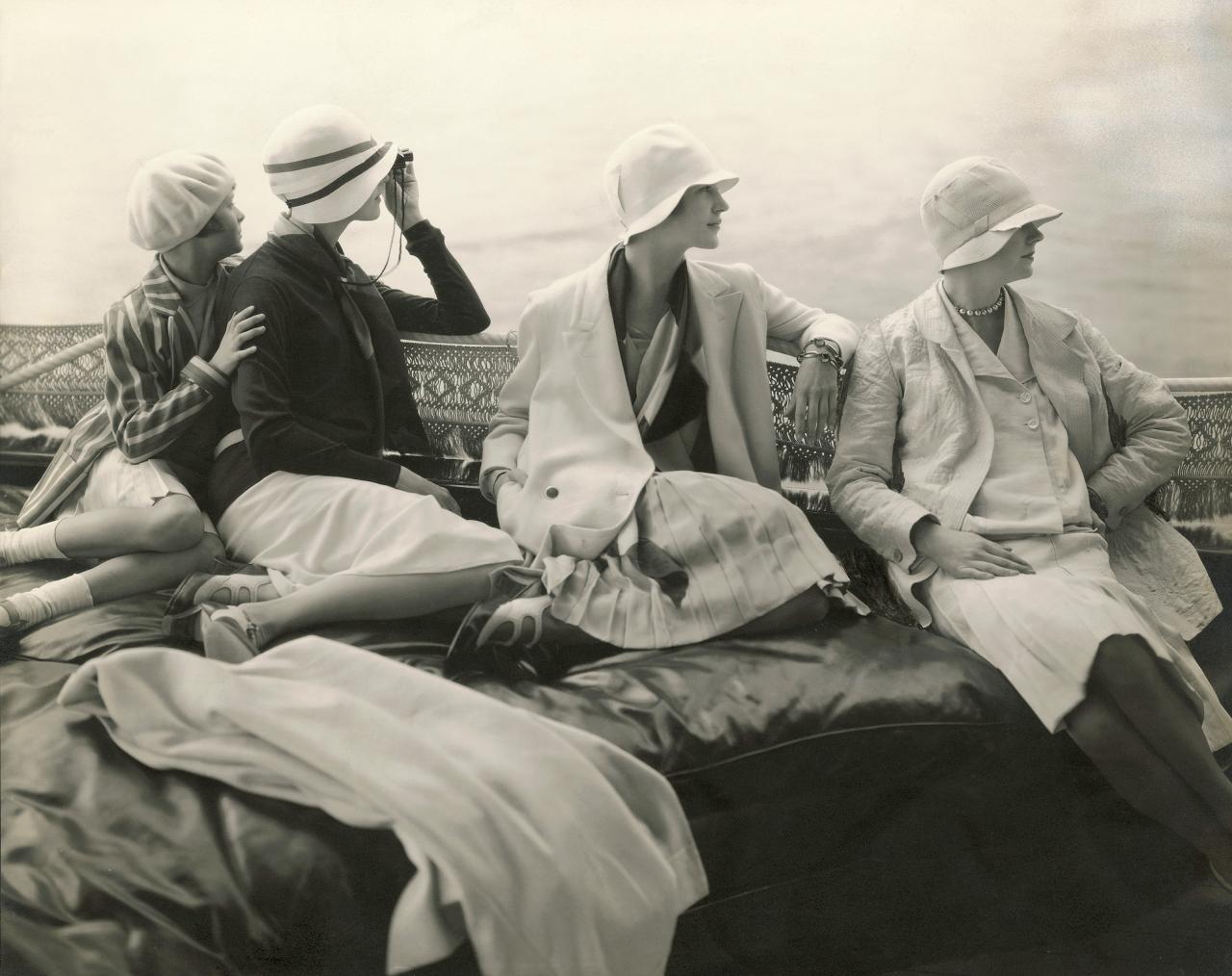 Women’s leisure wear in the 30s, photograph by Edward Steichen