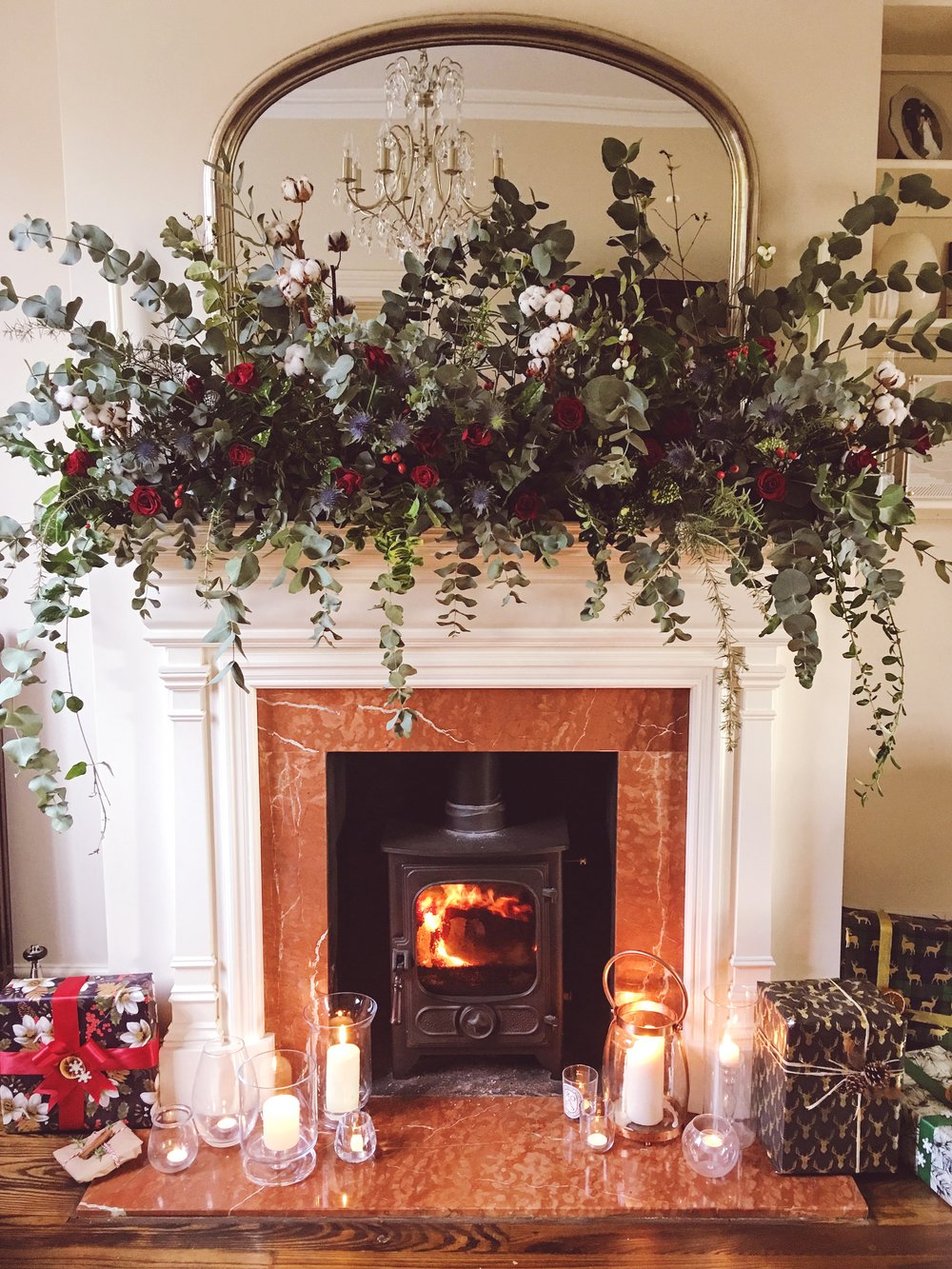 Welcome to my house at Christmas! If you are joining me as part of the UK  Blog Hop from We Love Home
