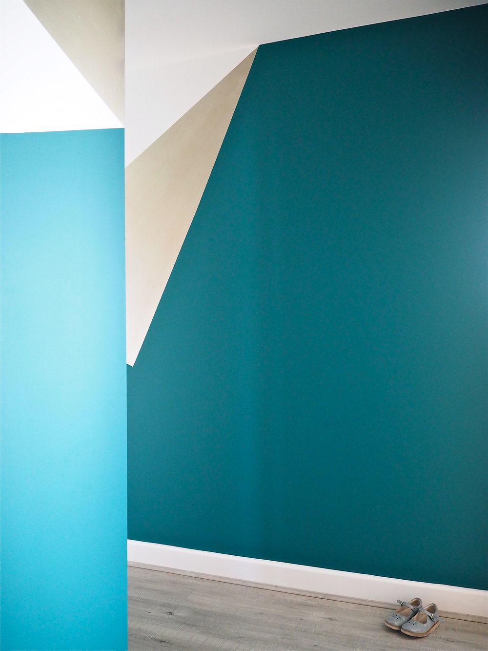 Creating A Gold Teal Geometric Paint Effect In A Hallway MELANIE
