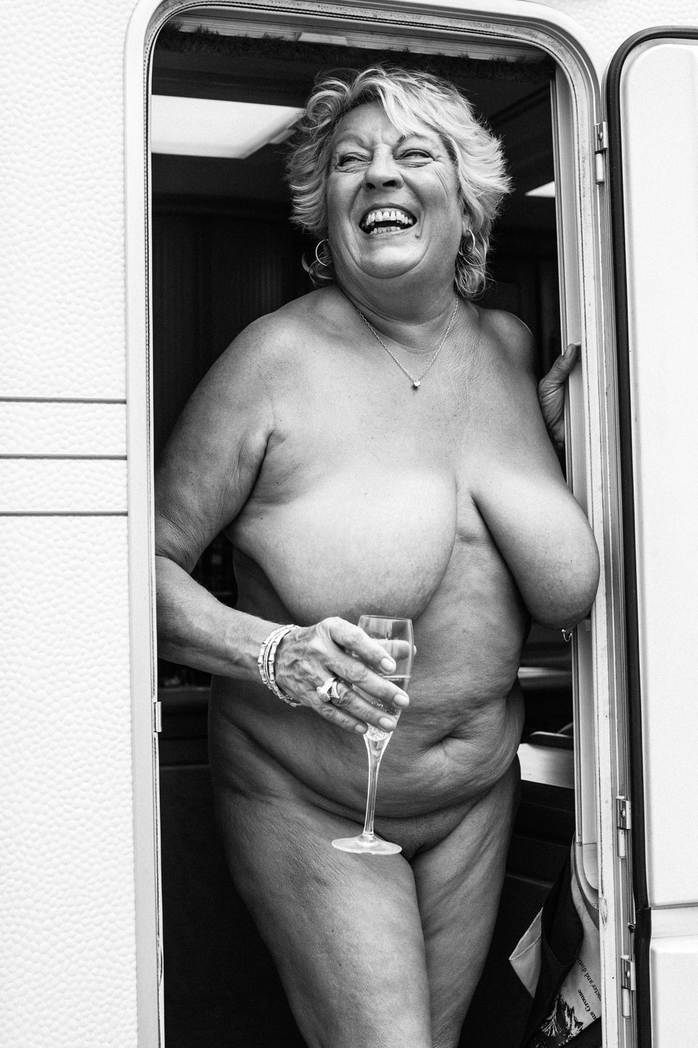 Resultado de imagen para british naturism magazine 219, nude