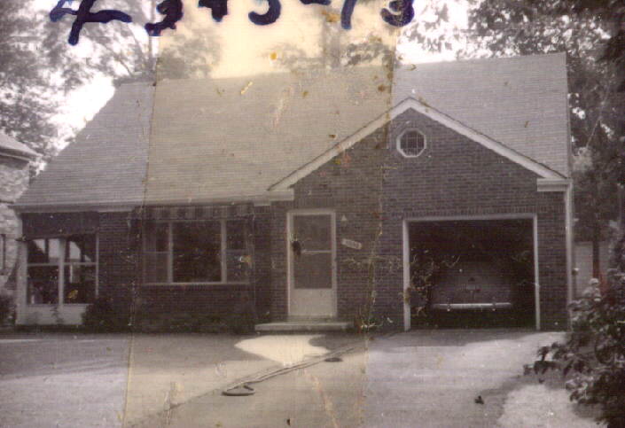 Drummond flip house vintage photograph