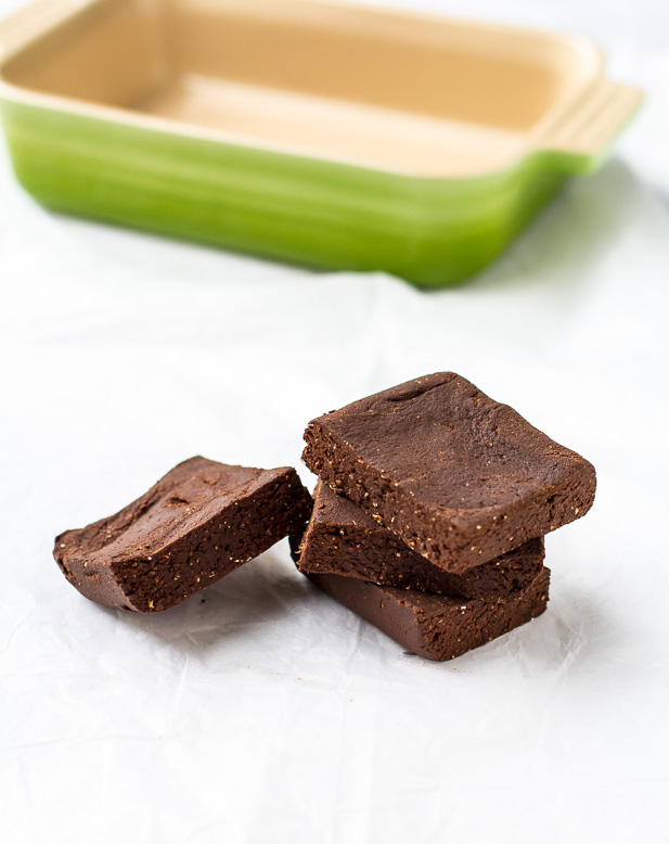 Raw Protein Brownies | ediblesoundbites.com