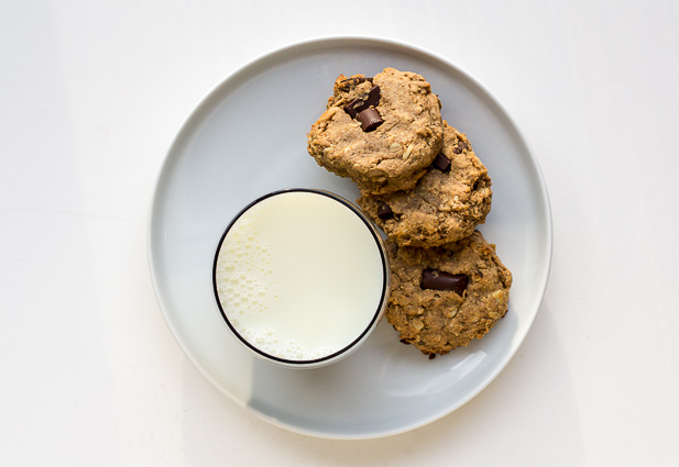 Gluten-Free Soft Baked Breakfast Cookies | ediblesoundbites.com