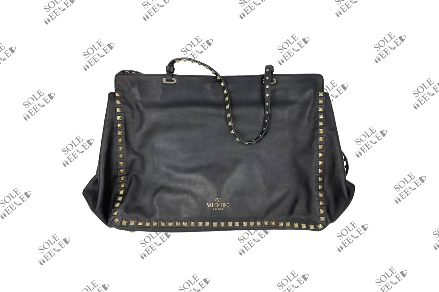 Valentino Valentino Garavani Roman Stud Small Leather Top Handle Bag | Bags,  Womens designer bags, Valentino bags