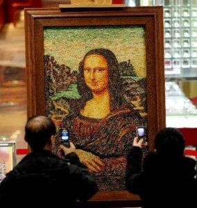 A Diamond Replica of The Mona Lisa