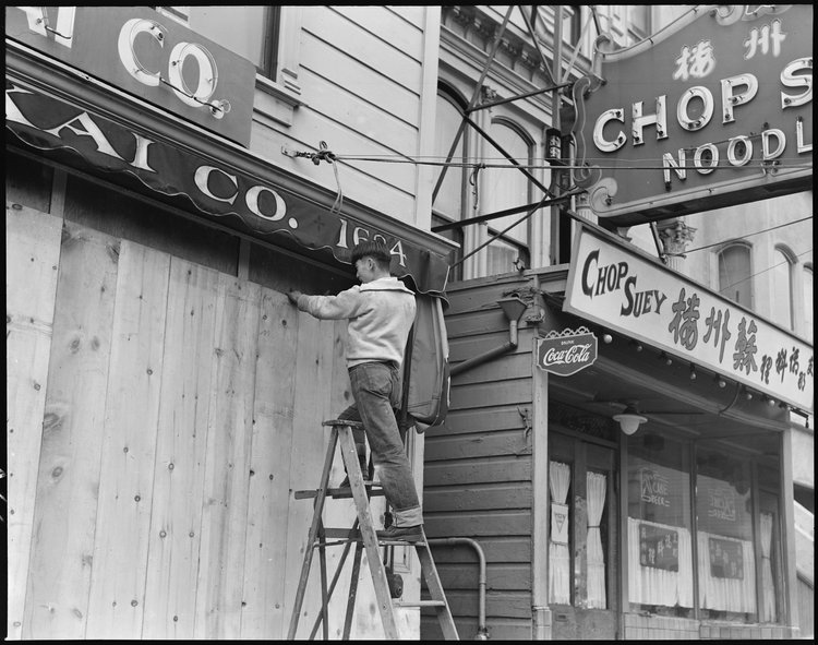  San Francisco, California. With the the owner scheduled to be evacuated, a store front is boarded on Post Street, San Francisco, California. 