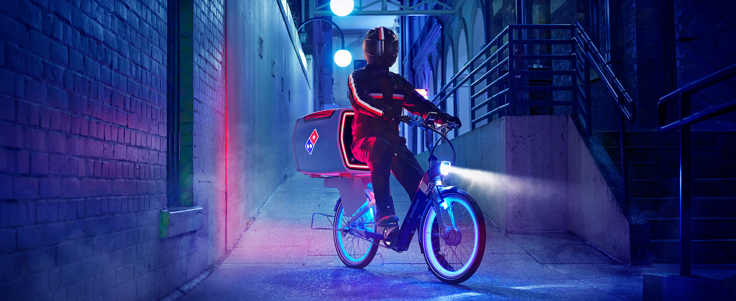 Domino's dxb E-Bike (Temperature Controlled Pizza Pod): The Future of Pizza Delivery | Complete Product Development | Design + Industry