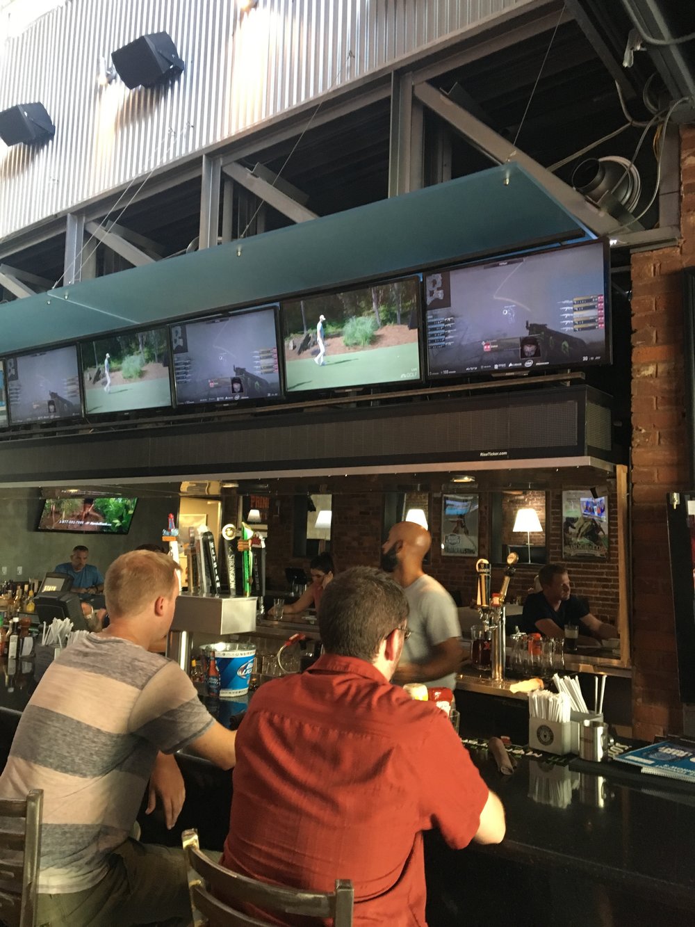 DreamHack Atlanta Shown in Local Bars (Photo: Twitter)