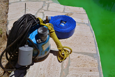 Renting a submersible pool pump