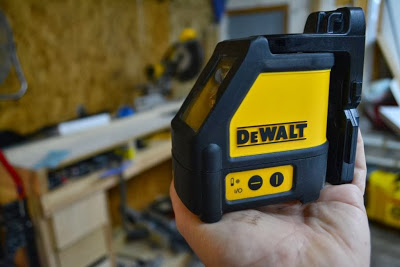 DEWALT DW087K Horizontal and Vertical Self-Leveling Line Laser