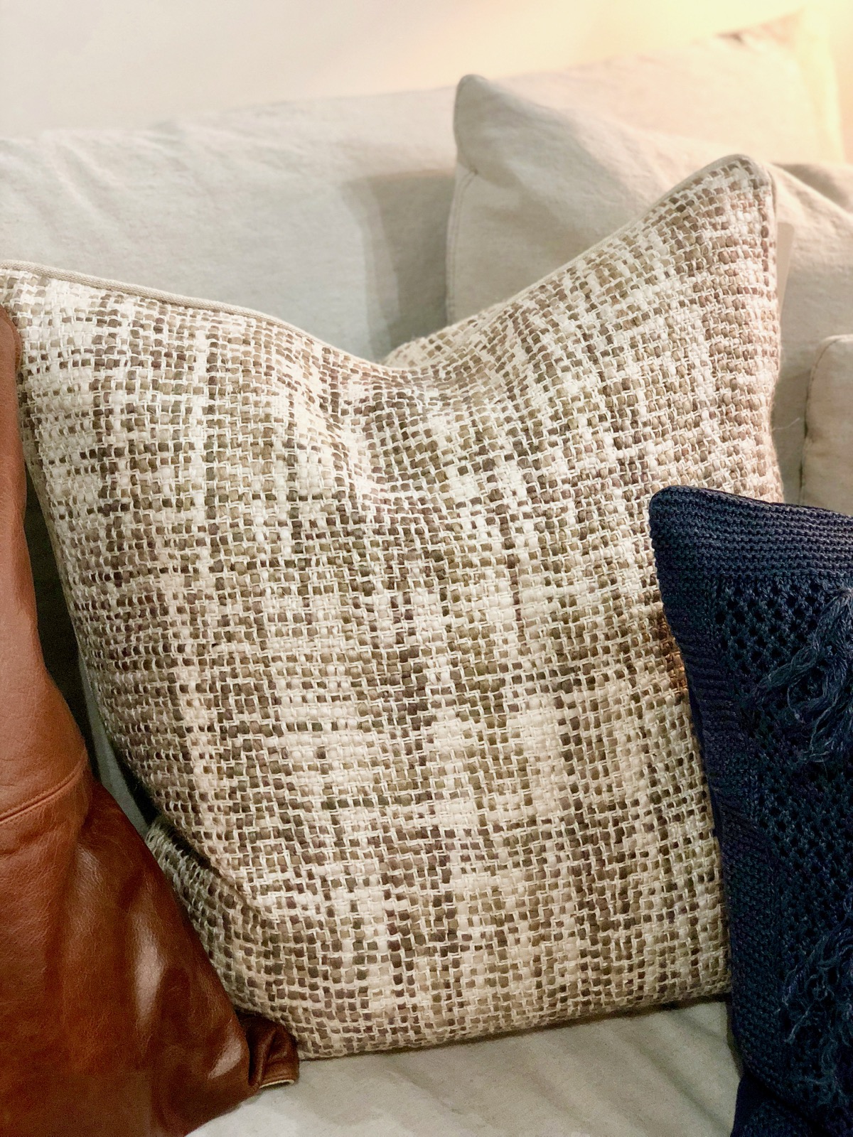 grey-tweed-couch-sofa-pillow-omaha-nebraska