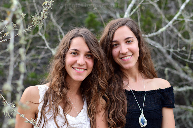 Twin sister portraits at Mary Moore Searight Park