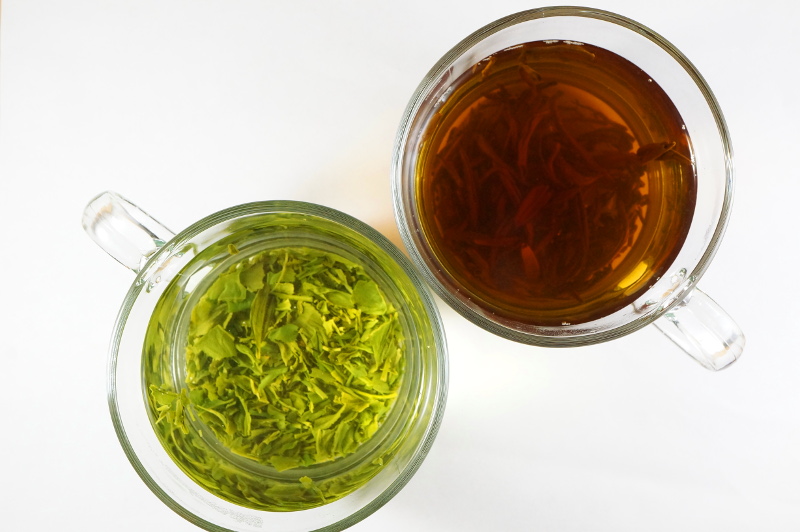 green and black tea