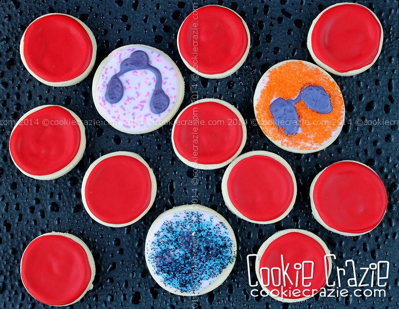 /www.cookiecrazie.com//2015/01/red-blood-cell-cookies-tutorial.html