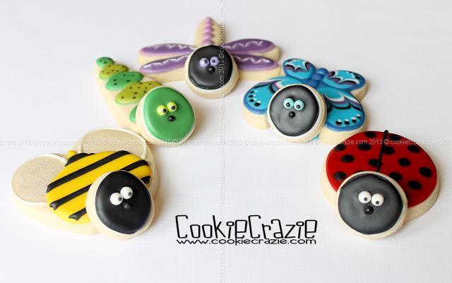 /www.cookiecrazie.com//2013/08/buggin-out-cookie-collection-2-d-bug.html