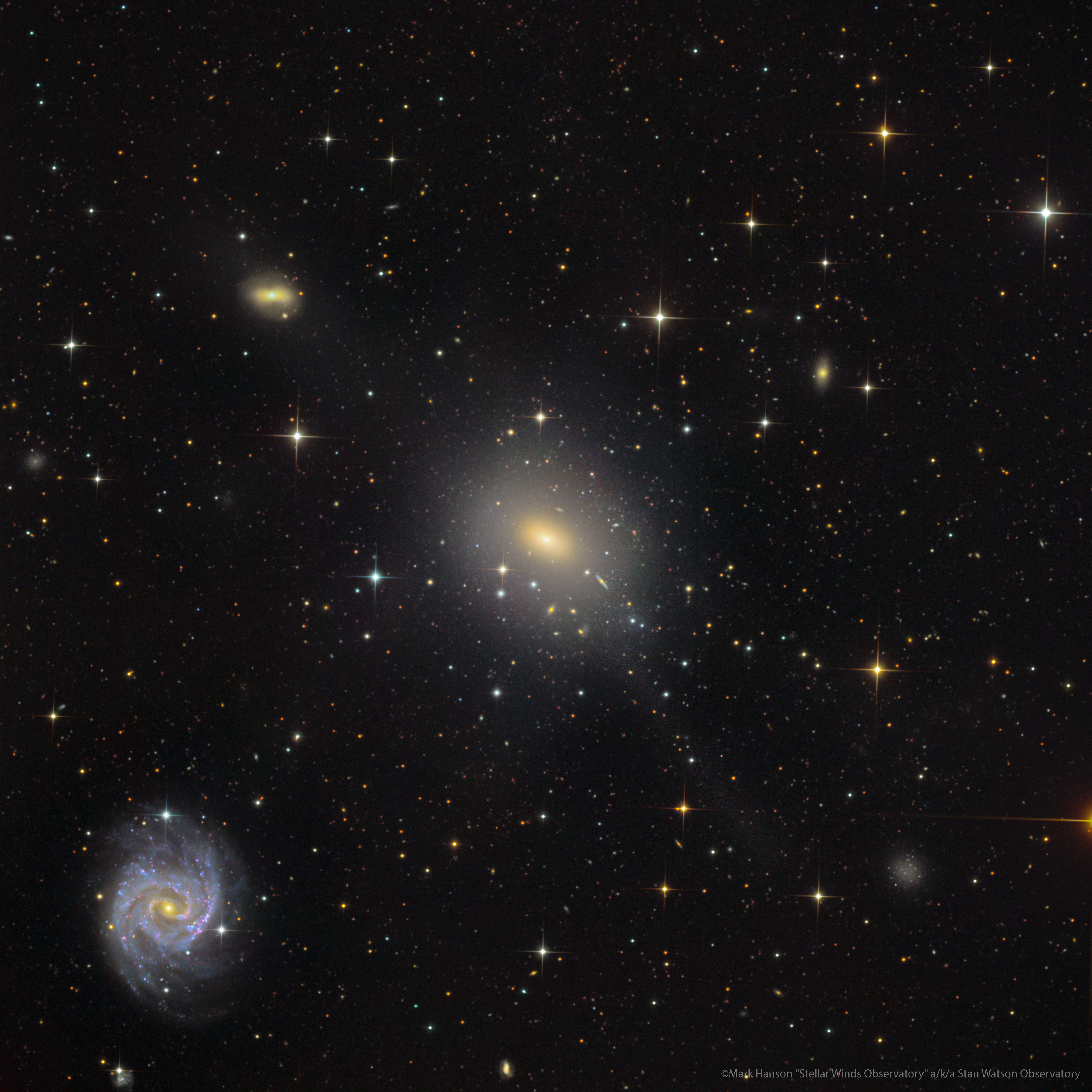 Галактика 2.0. NGC 1052-df2. NGC 1052-df4 Галактика. Ngc5548-4,54е+9. Галактика NGC 1052-df2 презентация.