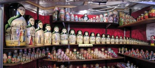 Russian.dolls.hugeset.arp.jpg