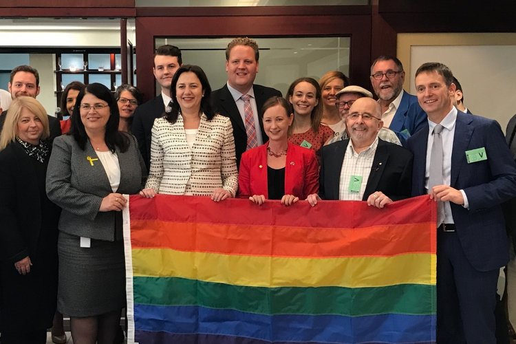 Righting the wrongs of Queensland’s homophobic past: legal service to clear unjust convictions launched - Human Rights Law Centre Righting the wrongs of Queensland’s homophobic past: legal service to clear unjust convictions launched - 웹