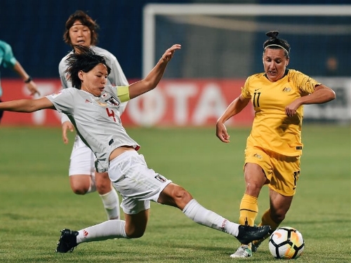 Japan's Saki Kumagai vies with Lisa De Vanna of Australia during the AFC Asian Cup Final in April. Image: Xinhua