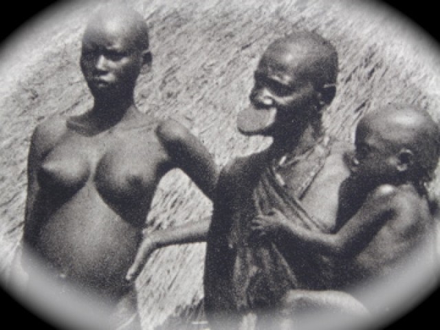 Babira women in the village of Malabo, 1930.