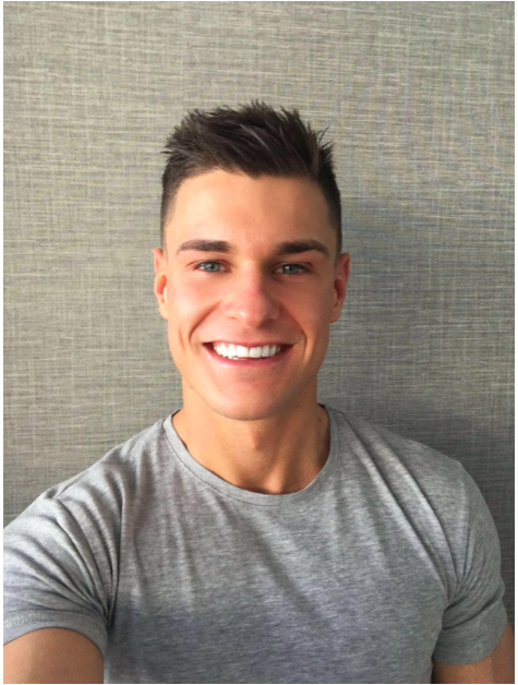 The 30-year old son of father (?) and mother(?) Rob Lipsett in 2022 photo. Rob Lipsett earned a  million dollar salary - leaving the net worth at  million in 2022