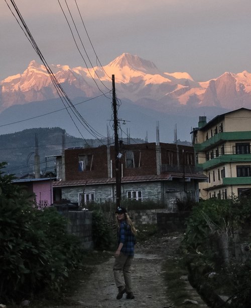 Wandering the back streets of Pokhara. After a kind Nepali lady let us stand in awe at the view from her rooftop, we were in search for another at sunset.