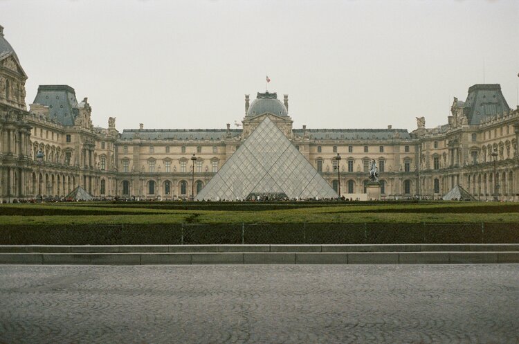 Louvre.jpg