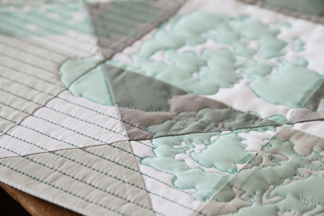 modern mint printed quilt with free motion and straight line quilting: crisp, subtle, and gorgeous | by Lovely and Enough