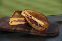 image of Beecher's Bacon, cheese, & tomato; courtesy Seattle Mariners