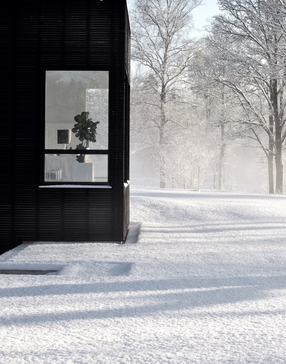 Tour a Minimalist Scandinavian Winter White Home