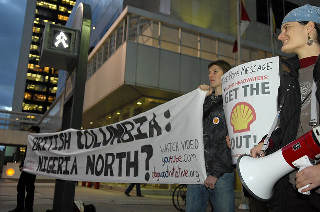 A group of protesters gathered outside Royal Dutch Shell's Canadian headquarters in Calgary, Alberta. Photo by: ItzAFineDay Flckr user