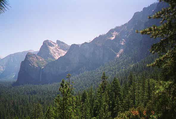 Yosemite National Park in the United States. Photo credit: nakashi