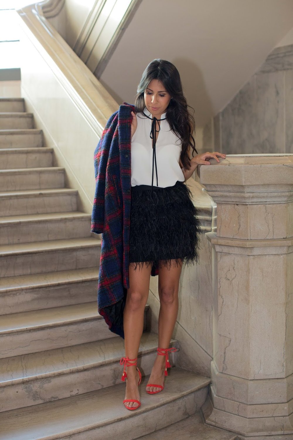 how to style feather skirt, holiday outfit ideas, the best red heels