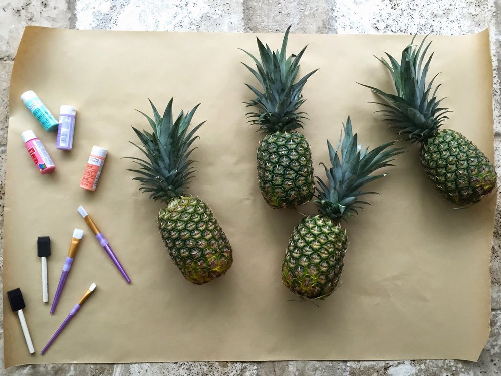 pineapple DIY, how to decorate with pineapples, painted pineapples, party decor, beach party