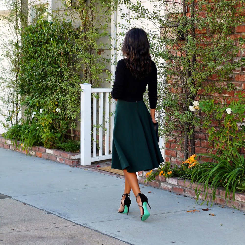 midi skirt outfit, how to style midi skirt, holiday party outfit, what to wear to holiday party
