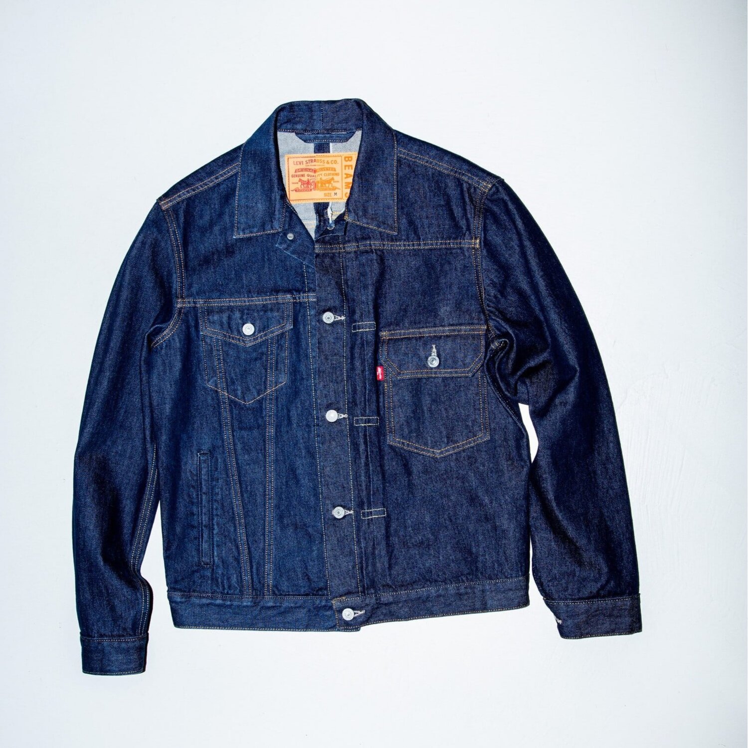 BEAMS and Levi's Split Classic Jeans and Trucker Jackets Down the Middle —  eye_C