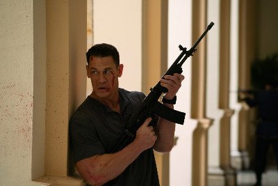 John Cena/Alison Brie ‘Action Rom-Com’ carece de Rom, Com y Pulse – Cine original