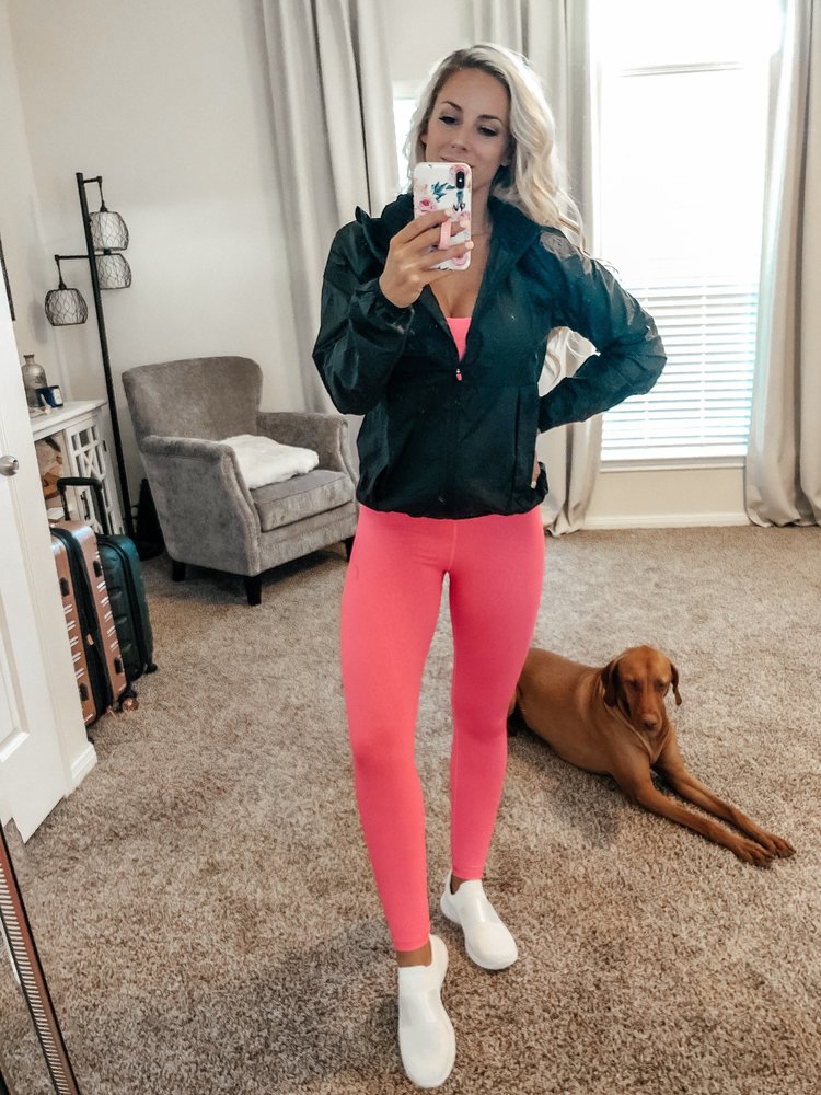 Outfit linked:  Hot Pink Leopard Light ‘n Tight Bra  (I am 32DDD wearing a small with no pads);  Hot Pink Leopard Light ‘n Tight 7/8 Leggings  (I’m 5’5 wearing a 4);  Black Trainer Jacket  (I am wearing a small)