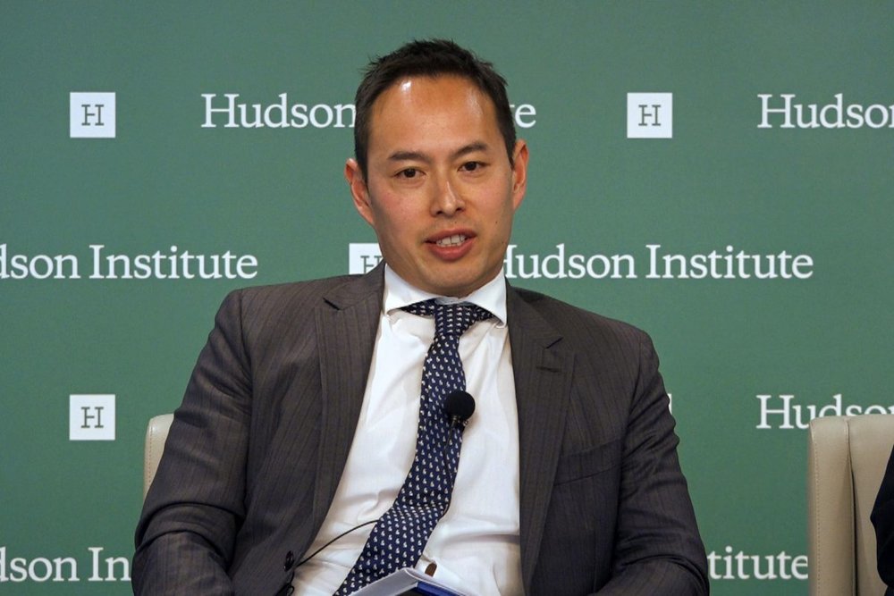 John Lee speaks at a panel discussion on “U.S.-China Rivalry: Southeast Asia’s Tough Choice” at the Hudson Institute in Washington on Nov. 19, 2018 (Wu Wei/NTD)