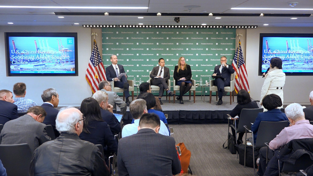 A panel discussion on “U.S.-China Rivalry: Southeast Asia’s Tough Choice” at Hudson Institute in Washington on Nov. 19, 2018 (Wu Wei/NTD)